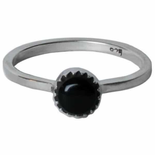 טבעת צ'רמינס כסף מט עם אבן Onyx שחורה עגולה